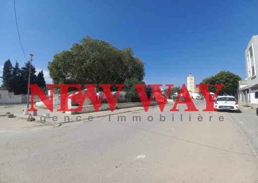 Local Commercial à Cité Azzouhour,